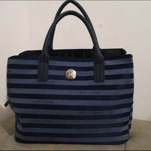 Tommy Hilfiger Purse